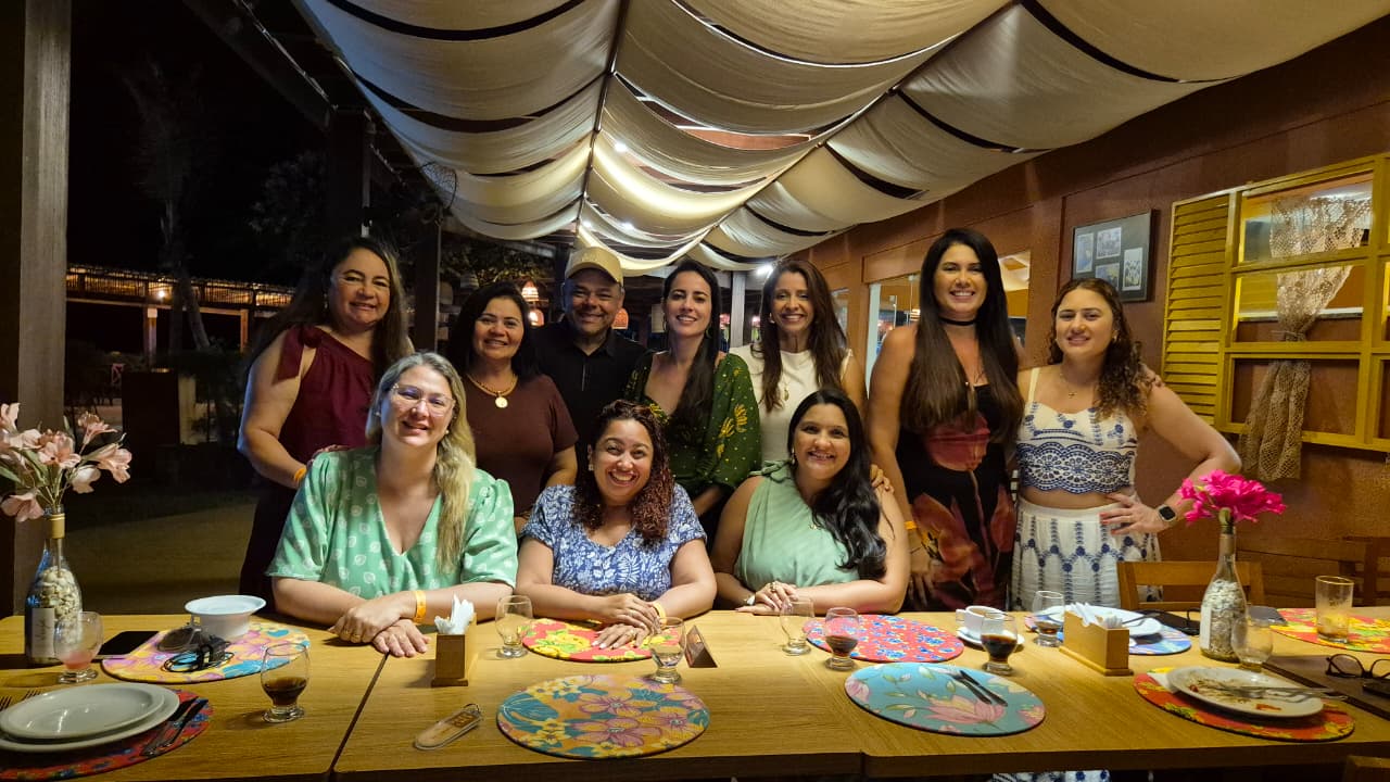 Cerimonialistas Elda Damasceno, Nilma Lima, Thuanny Garrido, Chailine Torres, Rafaella Dovera, Dayane Sampaio, Fernanda Napoleão, Lenine Gomes, Karina Marçal e Marcello Claudio participaram da famtour - Foto: Arquivo Pessoal