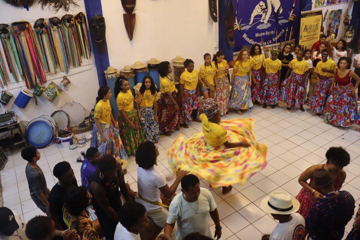 Entre cantos, dança e percussão, o Tambor de Crioula do Mandingueiros do Amanhã  reafirmou a força das tradições afro-brasileiras no Maranhão - Foto: Gabriel Bartowski 