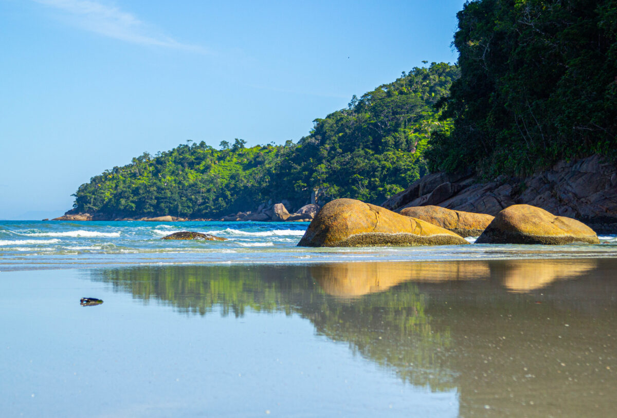 Praia da Fazenda em Ubatuba - Foto: Rodrigo Apoena 