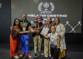 O Secretário de Turismo de São Luís, Saulo Santos, com representantes da Setur e empresários dos espaços culturais do Quilombo da Liberdade - Foto: Divulgação