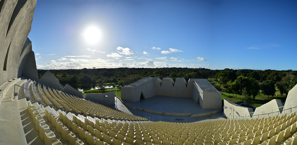 O Belíssimo Teatro L’Occitane, localizado em Trancoso, que está entre as novidades da programação do II Encontro de Jornalistas e Comunicadores de Turismo - Foto: Divulgação