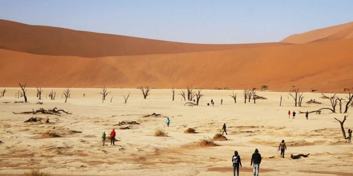 No Sul de Angola,o Deserto de Namibe impressiona com a vista das mais altas dunas do planeta – Foto: Reprodução