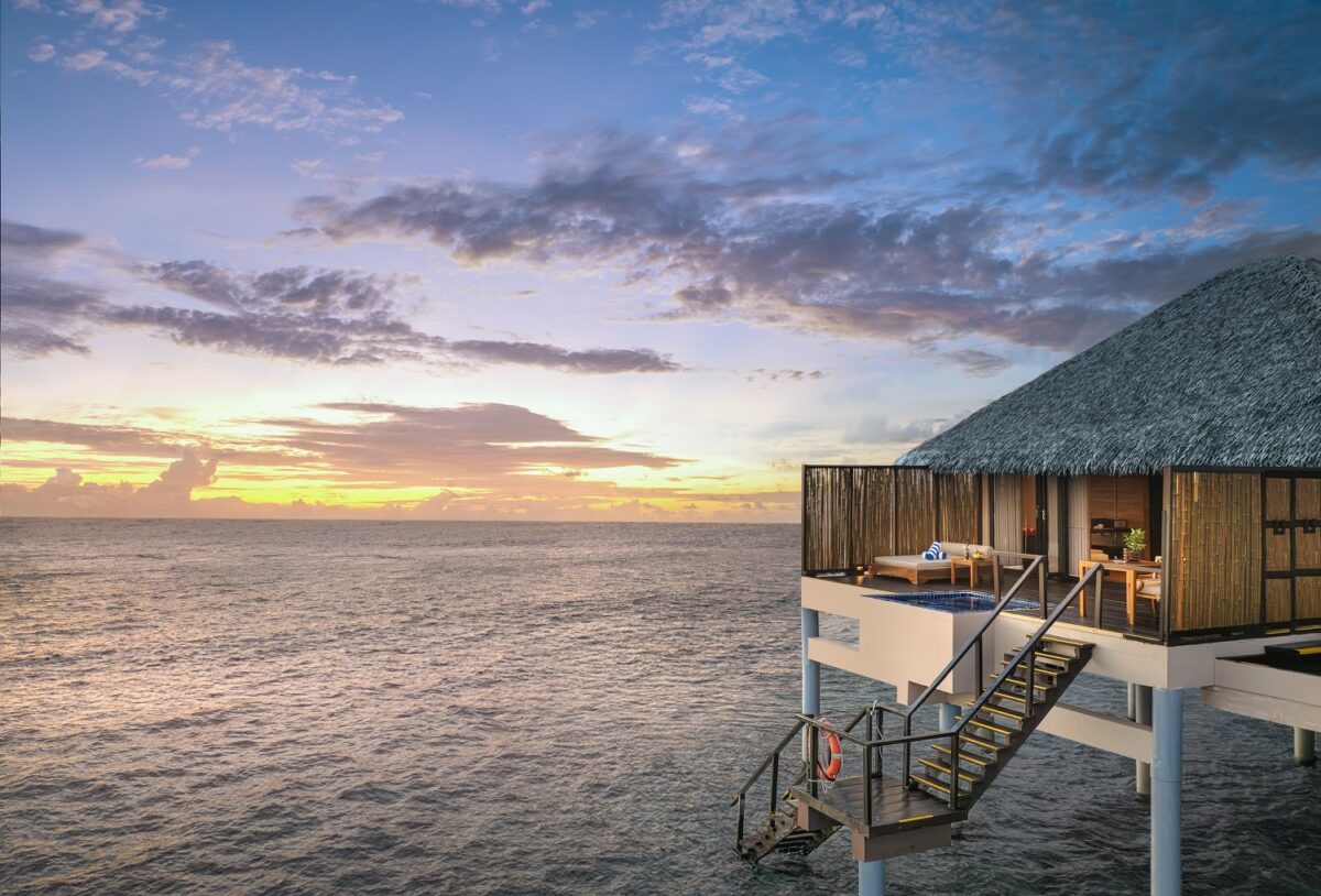 Adaaran Prestige Vadoo opera em conceito adults only, e reúne apenas 50 villas sobre o mar - Foto: Divulgação