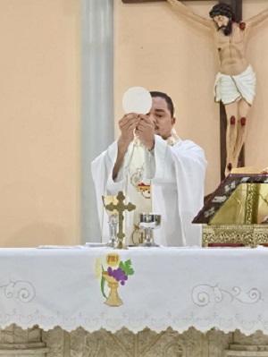 Pároco Padre Israel – Foto: Divulgação