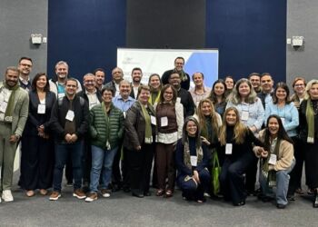 A agenda também contou com a participação de representantes do poder público e da iniciativa privada, numa discussão conjunta para construção de políticas voltadas o desenvolvimento do setor - Foto: Divulgação