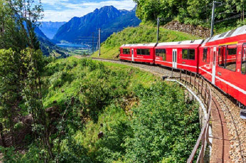Levantamento destaca um crescimento de brasileiros na procura por viagens de trem entre cidades como Roma, Florença, Nápoles, Madri e Barcelona - Foto: Divulgação