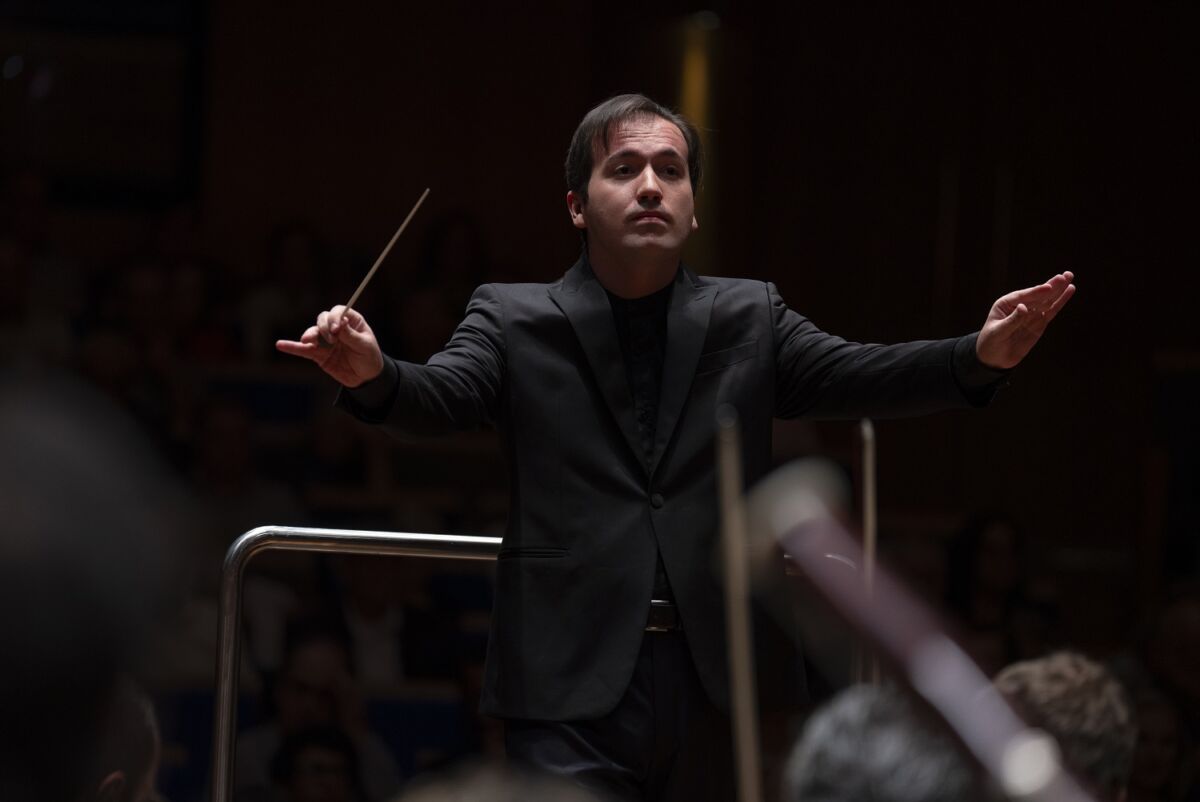 O maestro associado da Orquestra Filarmônica de Minas Gerais José Soares; que vem a São Luís para participar do intercâmbio artístico e do concerto gratuito no TAA - Foto: Divulgação