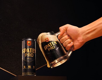 Um brinde a nova Spaten Pro - Foto: Divulgação