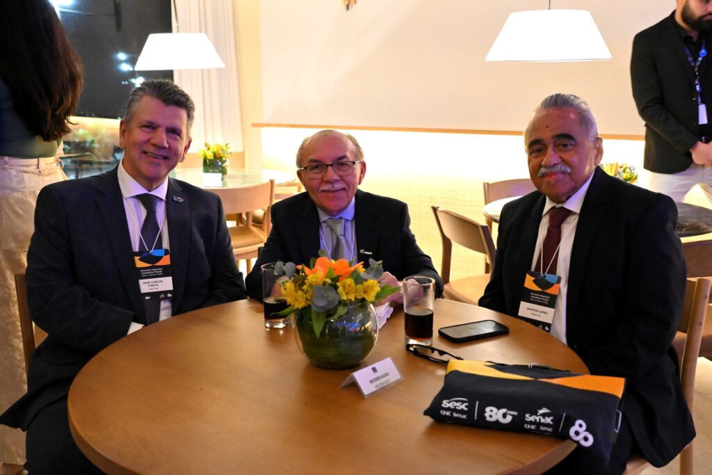 José Carlos Cirilo, Diretor-Geral do DN Sesc, Maurício Feijó, Presidente do Sistema Fecomércio, Sesc e Sesc do Maranhão, e José Ahirton Lopes, Diretor Regional do Senac do Maranhão - Divulgação