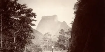 Foto histórica da Pedra da Gávea, na Floresta da Tijuca - Foto: Reprodução