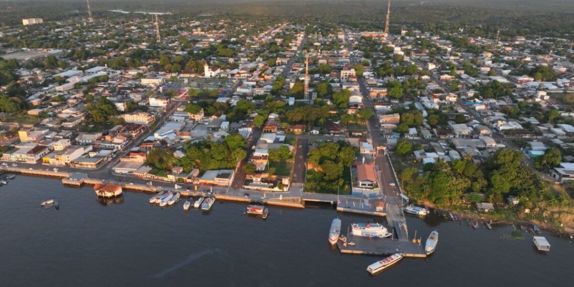 Às margens do rio Amazonas, Juruti abriga um dos mais singulares espetáculos culturais do país, onde arte, ancestralidade e floresta dividem a mesma arena - Foto: João Ramid