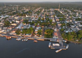 Às margens do rio Amazonas, Juruti abriga um dos mais singulares espetáculos culturais do país, onde arte, ancestralidade e floresta dividem a mesma arena - Foto: João Ramid