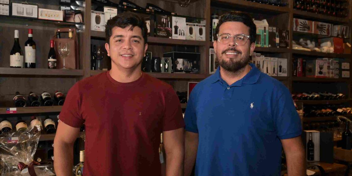 Os empresários da Vila do Vinho Bistrô Beto Soares e Werter Bandêira - Foto: Monteles