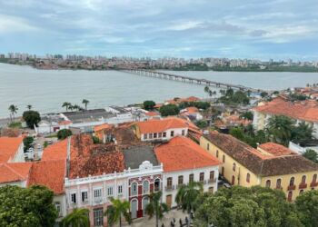A jornalista Adriana Vieira ressalta a importância de sermos todos um pouco “turistas”, para redescobrirmos as belezas de São Luís, em tudo o que a cidade tem para oferecer - Foto: InterMídia