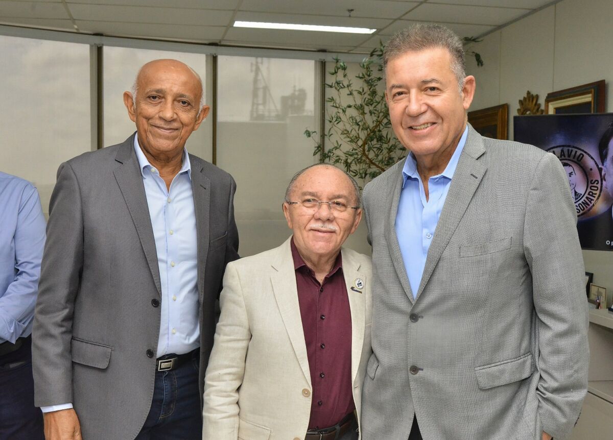Edilson Baldez (FIEMA), Maurício Feijó (FECOMÉRCIO/MA) e Alexandre Sampaio (FBHA) – Foto: Divulgação