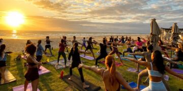 Turistas têm buscado experiências que combinam esporte, gastronomia e bem-estar durante a estadia em Fortaleza - Foto: Divulgação