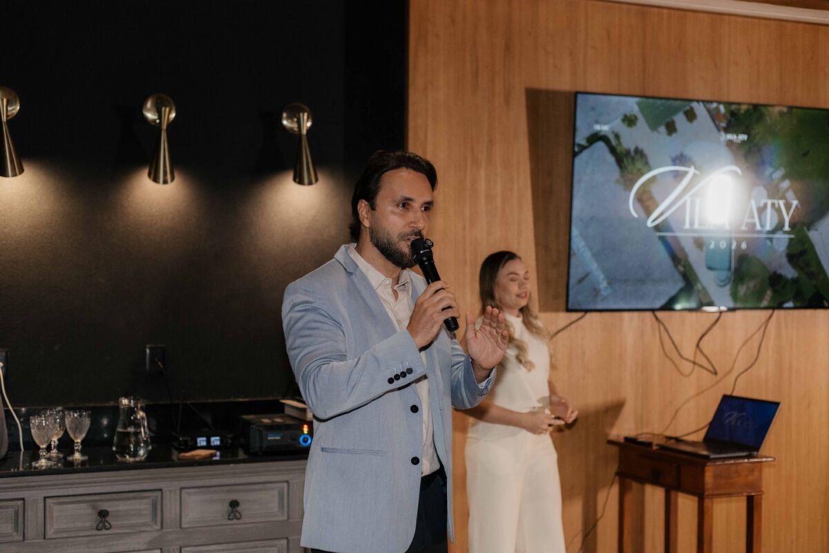 Para o sócio Jethro Raposo, a proposta do grupo é oferecer uma experiência completa, conectando hospedagem, gastronomia, passeios e eventos com logística simplificada - Foto: Ana Lima